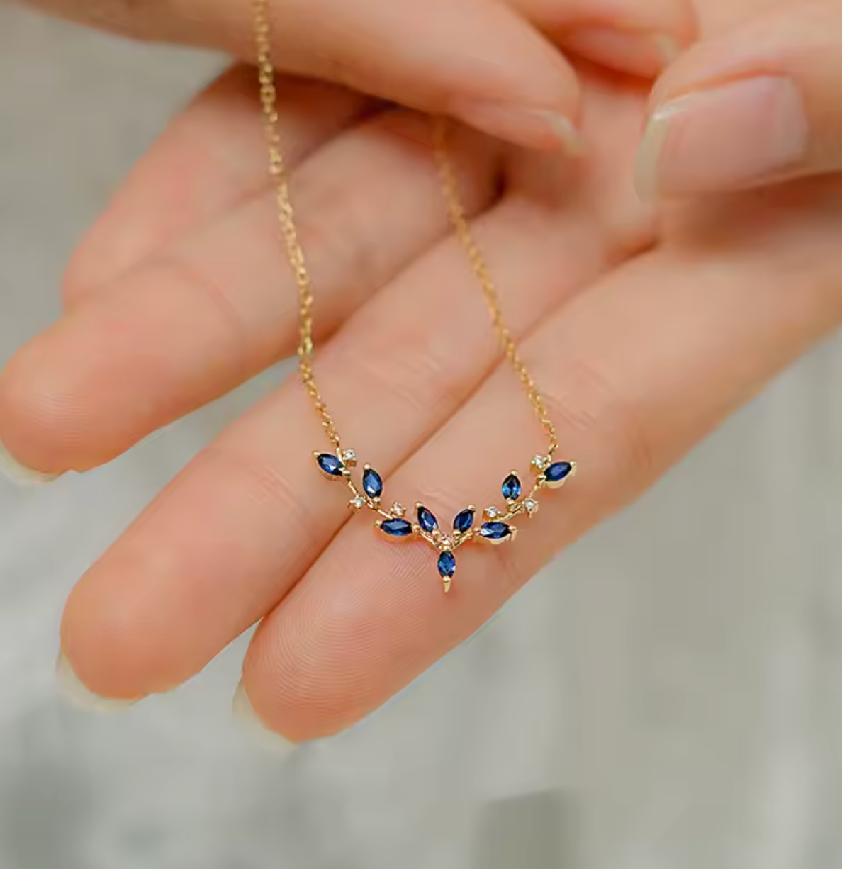 925 Sterling Silver Blue Zircon Leaf Necklace